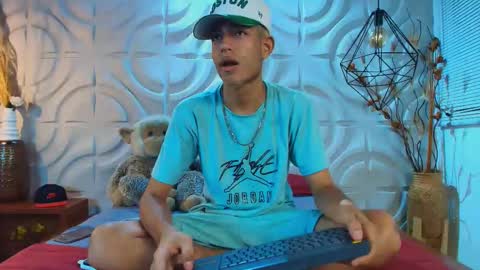 itszairen online show from 25, 3, 2026