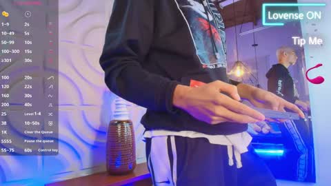 itszairen online show from 20, 4, 2026