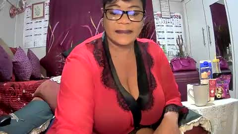 Snapshot of itumeleng74 chatting on 2, 7, 2026 itumeleng74 online show from 2, 7, 2026