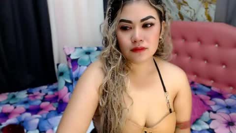 Snapshot of itzcammie chatting on 20, 7, 2026 Cammie online show from 20, 7, 2026
