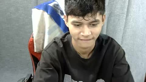 itzme_john online show from 4, 4, 2026