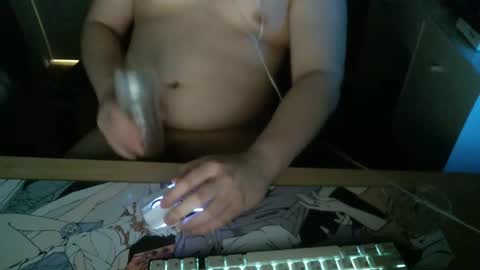 itzpillow_ online show from 21, 2, 2025