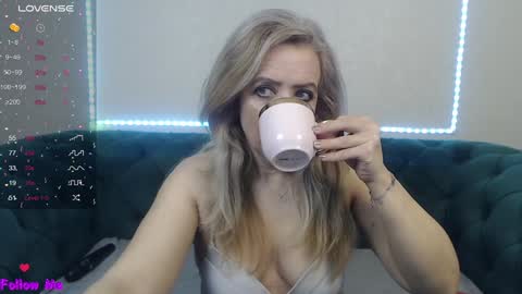Snapshot of ivanacharm chatting on 27, 1, 2025 ivanacharm online show from 27, 1, 2025