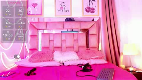 I V A N A  S E X Y   M O N T AL V O online show from 3, 2, 2026