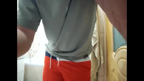 Snapshot of ivanes888 chatting on 18, 4, 2026 Mickey online show from 18, 4, 2026