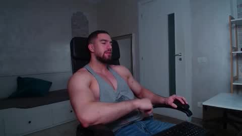 IvanHydee online show from 8, 1, 2026