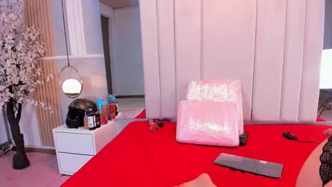     online show from 26, 9, 2025