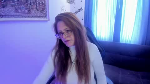 Snapshot of ivette_shaira chatting on 24, 5, 2026 IVETTE online show from 24, 5, 2026