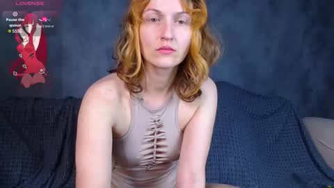 Snapshot of ivi_kiwi chatting on 20, 10, 2025 Masha online show from 20, 10, 2025
