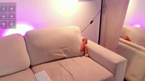 Ivon online show from 23, 9, 2025