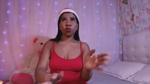 Snapshot of ivonjoness chatting on 21, 12, 2025 Ivon Miss Jones online show from 21, 12, 2025