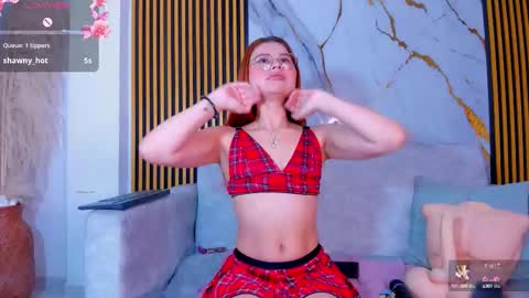 Snapshot of ivonymiller chatting on 4, 10, 2025 ivonymiller online show from 4, 10, 2025