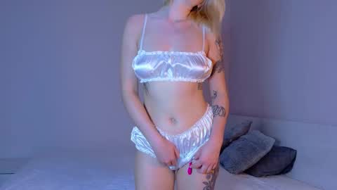 ivory_soule online show from 7, 11, 2025