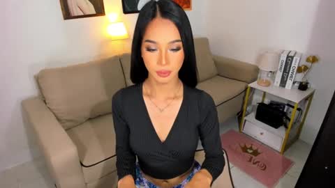 Snapshot of ivorycollins chatting on 3, 1, 2025 kirstenelsie online show from 3, 1, 2025