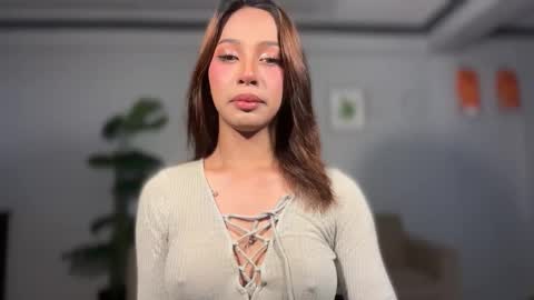 kirstenelsie online show from 2, 12, 2025