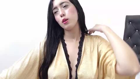 ivorynoir online show from 26, 3, 2026