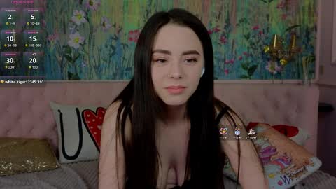 Snapshot of ivorywood_ chatting on 1, 4, 2026 ivorywood_ online show from 1, 4, 2026