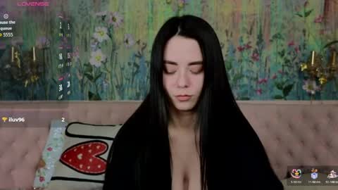 Snapshot of ivorywood_ chatting on 19, 4, 2026 ivorywood_ online show from 19, 4, 2026