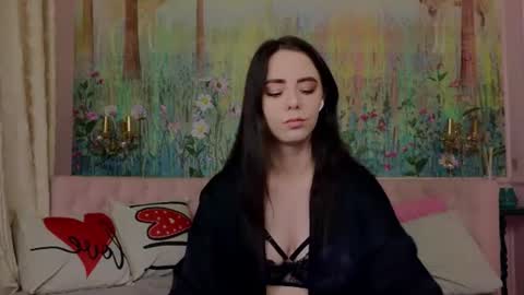 ivorywood_ online show from 11, 6, 2026
