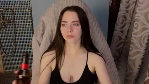 ivorywood_ online show from 5, 7, 2026