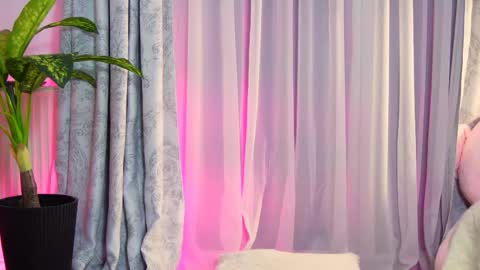 Ivy Myaa online show from 2, 6, 2026