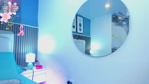 Snapshot of ivy_petit chatting on 25, 6, 2026 Ivy petit online show from 25, 6, 2026