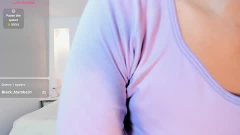 Snapshot of ivy_rein chatting on 3, 10, 2025 NEW MODEL Ivy online show from 3, 10, 2025