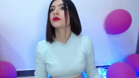 tender girl  online show from 26, 3, 2026