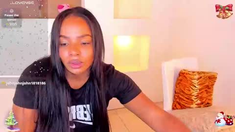 Snapshot of ivybliss8 chatting on 28, 12, 2024 i v y b l i s s online show from 28, 12, 2024