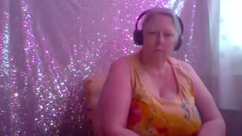 Snapshot of ivyjane3522 chatting on 30, 4, 2026 ivyjane3522 online show from 30, 4, 2026