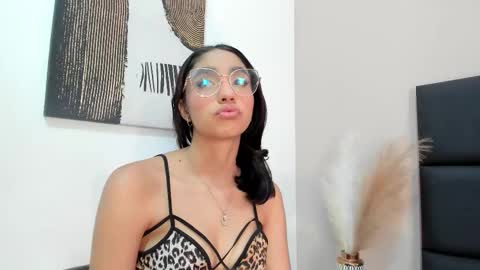 IvyJhonss online show from 27, 11, 2025