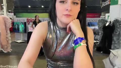Ivy Minxxx online show from 6, 12, 2024