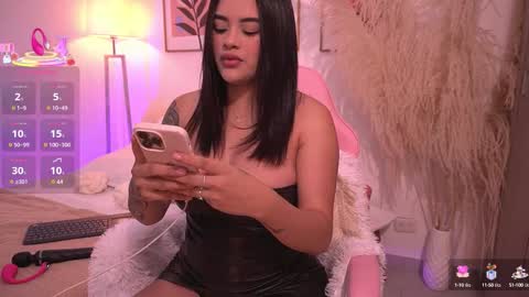 Snapshot of ivyrose_ chatting on 13, 9, 2025 Annie online show from 13, 9, 2025
