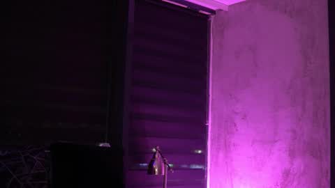 IvyRowa online show from 15, 11, 2025