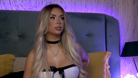 Snapshot of ivyrubens chatting on 3, 3, 2025 Ivy online show from 3, 3, 2025