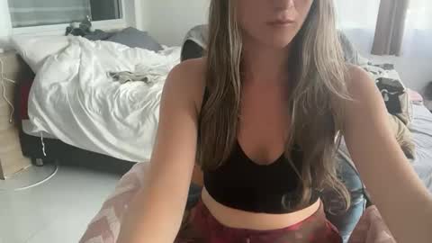 ivysagex online show from 11, 11, 2025