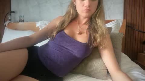Snapshot of ivysagex chatting on 22, 5, 2026 ivysagex online show from 22, 5, 2026