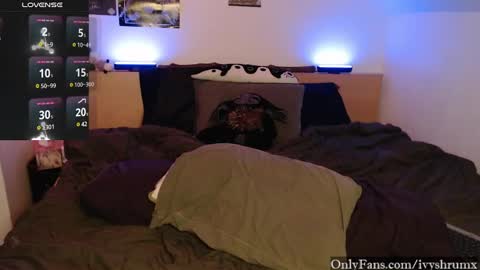 Ivy ShrumX online show from 24, 12, 2024