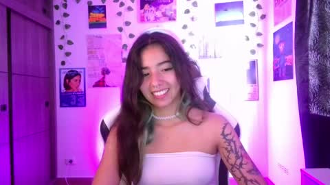 Snapshot of ivystone_ chatting on 15, 4, 2026 Ivy online show from 15, 4, 2026