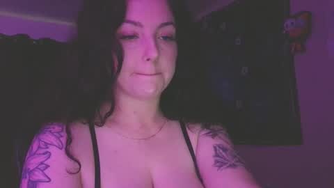 Snapshot of ivyy_sinss chatting on 28, 3, 2026 Amiee online show from 28, 3, 2026
