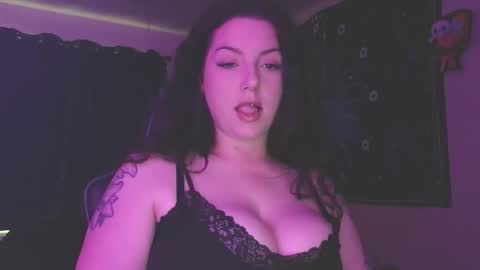 Snapshot of ivyy_sinss chatting on 3, 4, 2026 Amiee online show from 3, 4, 2026
