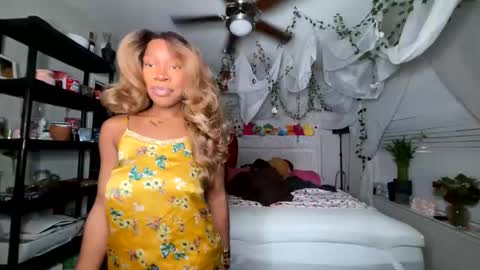 iwantyami online show from 19, 12, 2025