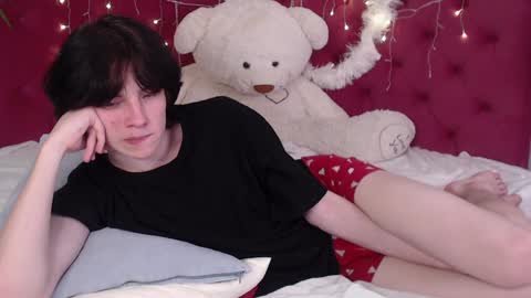 Maxim online show from 5, 1, 2025