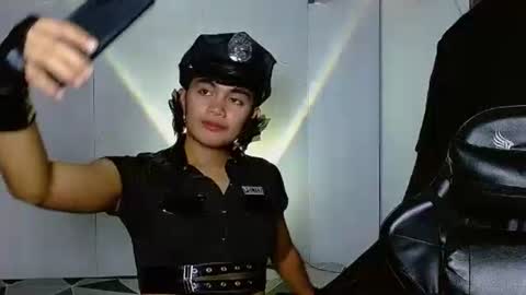 iya143 online show from 6, 11, 2025