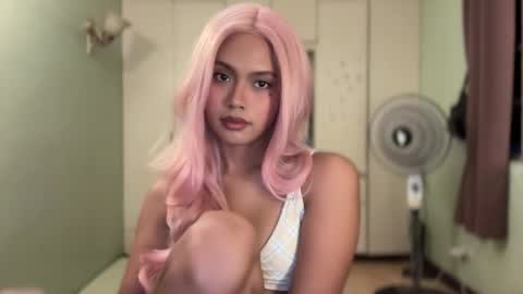 Snapshot of iyahfoxy777 chatting on 15, 4, 2026 divaonopka online show from 15, 4, 2026