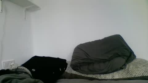 Snapshot of iyoperro chatting on 30, 10, 2025 Casandro online show from 30, 10, 2025