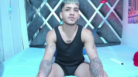 Snapshot of izaak_taylor7 chatting on 8, 1, 2026 izaack online show from 8, 1, 2026