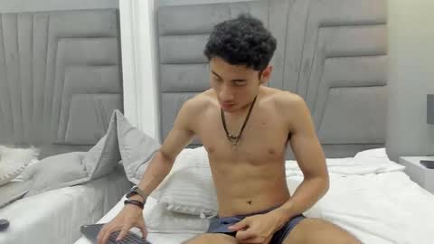 Snapshot of izato chatting on 26, 2, 2025 izato online show from 26, 2, 2025