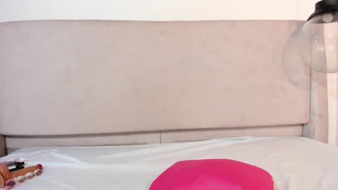 Snapshot of izelevans chatting on 19, 3, 2026 izelevans online show from 19, 3, 2026