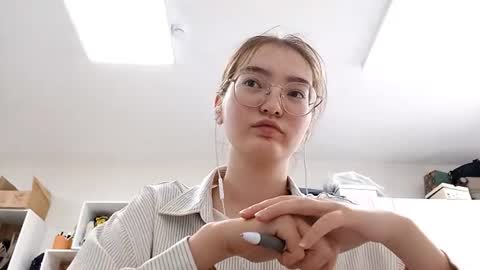 Snapshot of izettasandino chatting on 3, 7, 2026 Mia online show from 3, 7, 2026
